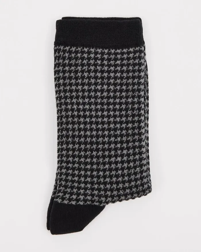 RWandCO Socks and Tights Crew Socks With Houndstooth Pattern Black Multi 8211 Women