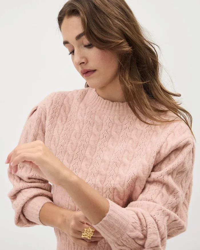 RWandCO Sweaters and Cardigans LongSleeve ScallopedCrewNeck Spongy Pullover Rose Dust Mix 8211 Women RWandCO Sweaters and Cardigans LongSleeve ScallopedCrewNeck Spongy Pullover Rose Dust Mix 8211 Women