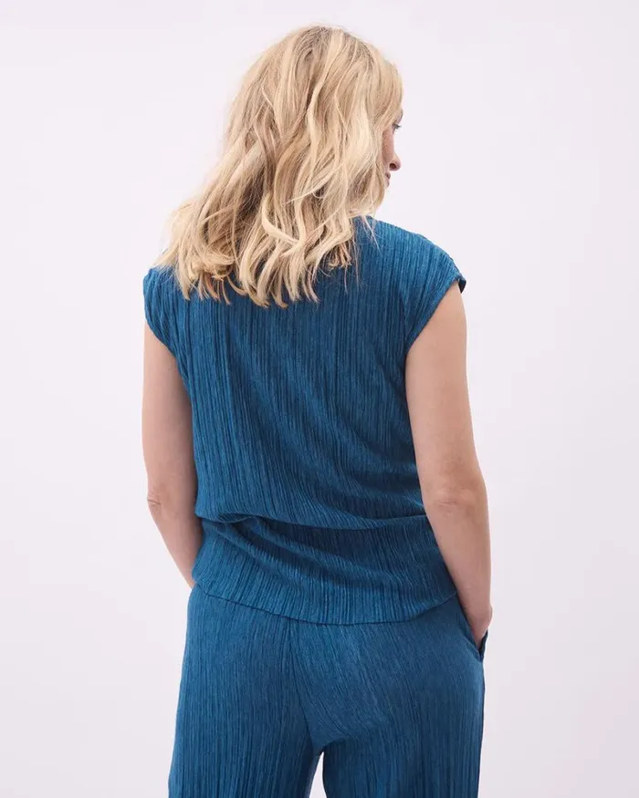 RWandCO Tops ShortSleeve BoatNeck Pleated Tee 8211 Thyme Maternity Med Blue 8211 Women