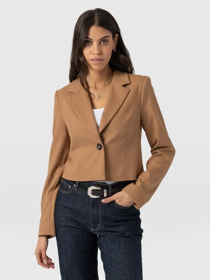 Saint And Sofia Blazers Women Astrid Crop Blazer 8211 Camel Camel