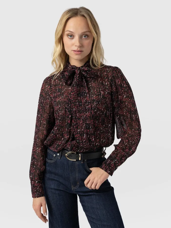 Saint And Sofia Blouses and Shirts Women Paxton Pussybow Blouse 8211 Red Ditsy Leopard Red Ditsy Leopard Saint And Sofia Blouses and Shirts Women Paxton Pussybow Blouse 8211 Red Ditsy Leopard Red Ditsy Leopard