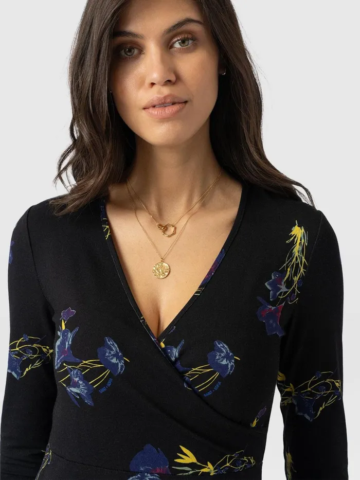 Saint And Sofia Dresses Women Maggie Wrap Midi Dress 8211 Blue Lily Gardens Blue Lily Gardens