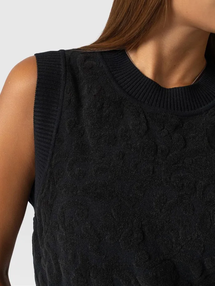 Saint And Sofia Knitwear Women Wren Sleeveless Knit 8211 Black Black