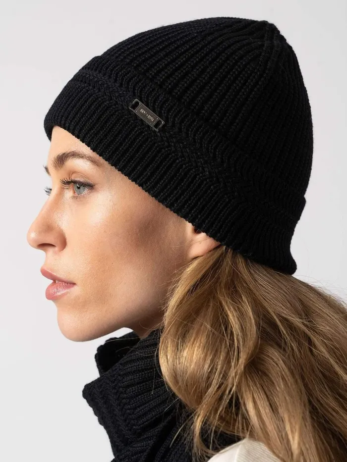 Saint And Sofia Scarves and Hats Women Merino Beanie 8211 Black Black