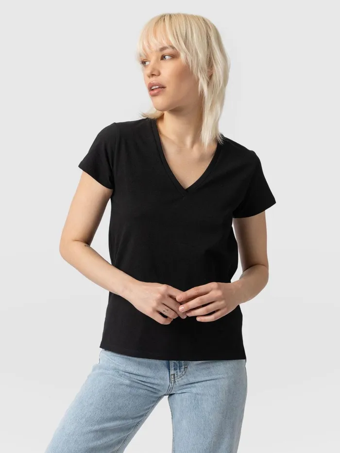 Saint And Sofia TShirts and Tanks Women Apartment Tee 8211 Black Black