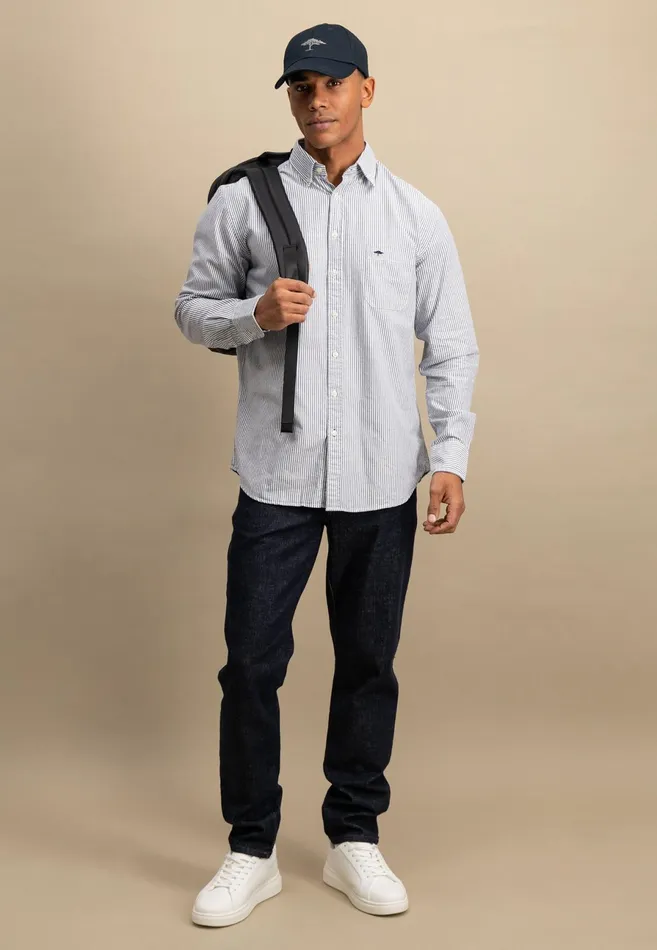 Shirts Men FYNCHHATTON Shirt In The Filigree Strip Look And Buttondown Collar Poppy Rednavyturf Green