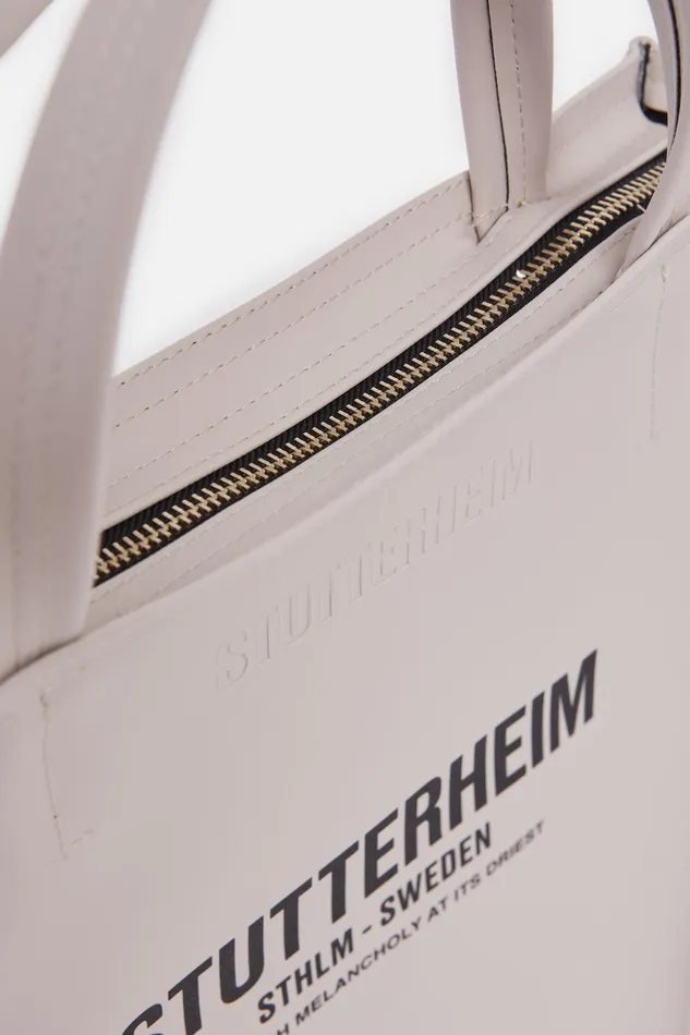 Stutterheim Djursholm Bag Light Sand Women Tote Bags