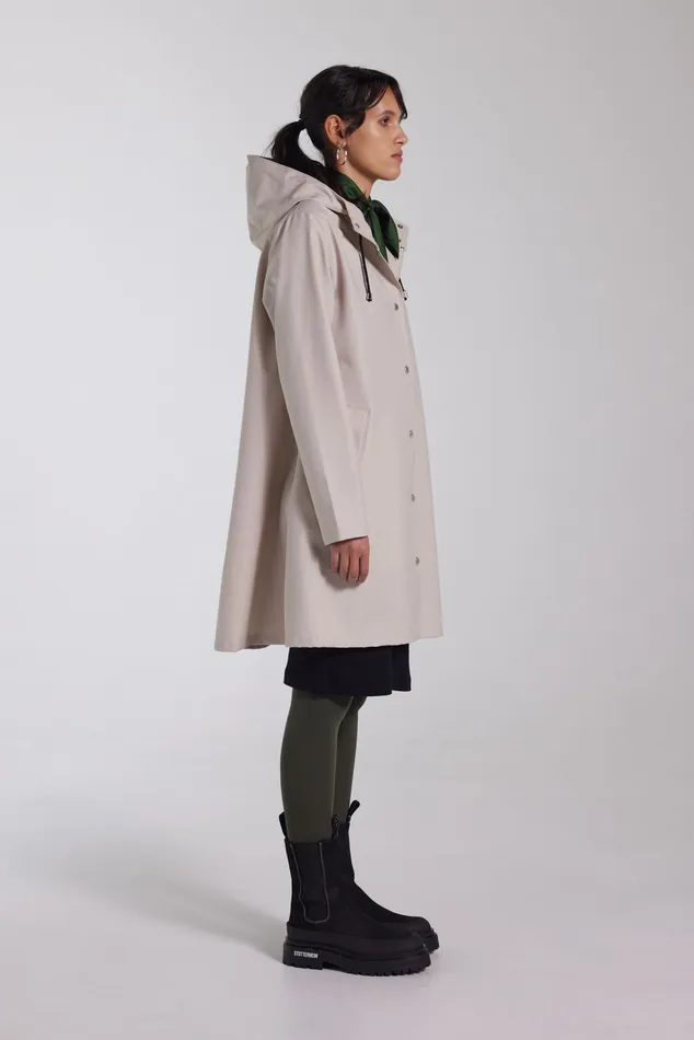 Stutterheim Mosebacke Lightweight Raincoat Light Sand Women Raincoats