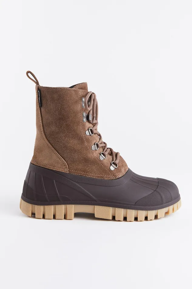 Stutterheim Patrol Boot Suede Tobacco Women Combat Boots