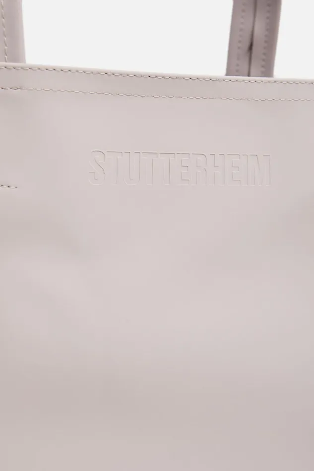 Stutterheim Stocksund Bag Light Sand Women Weekend Bags