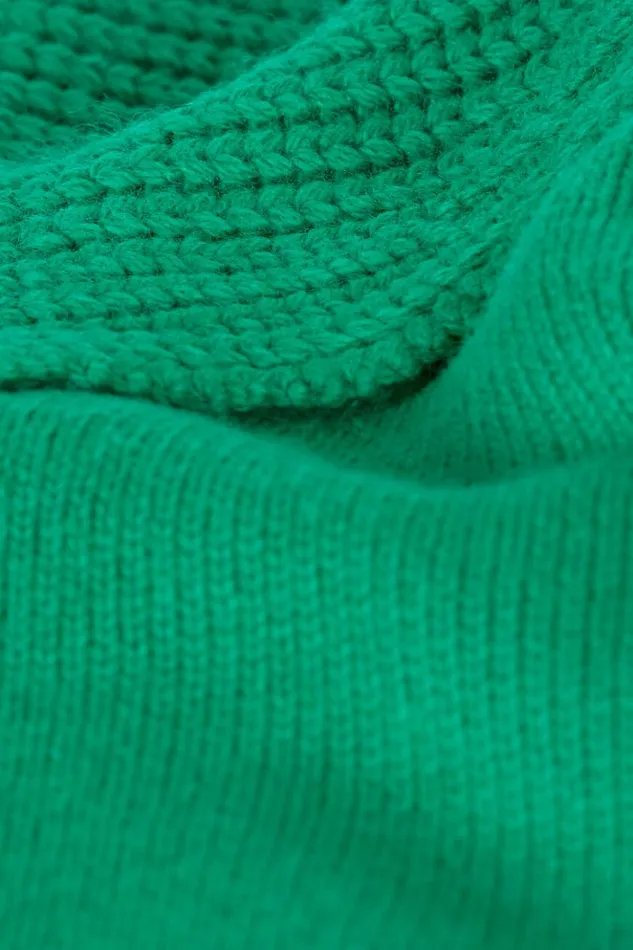 SusyUltraFeminine Sweater Clothing Baandsh Sweaters and Cardigans