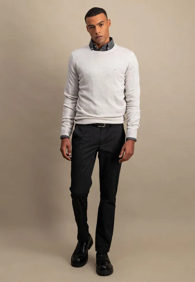 Sweater Men FYNCHHATTON Merinocashmere Sweater With A Round Neckline Cloud Bluenightlight Khakidark Emeraldgrass Greennavy