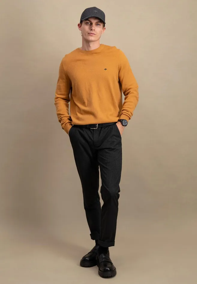 Sweater Men FYNCHHATTON Merinocashmere Sweater With A Round Neckline Cloud Bluenightlight Khakidark Emeraldgrass Greennavy