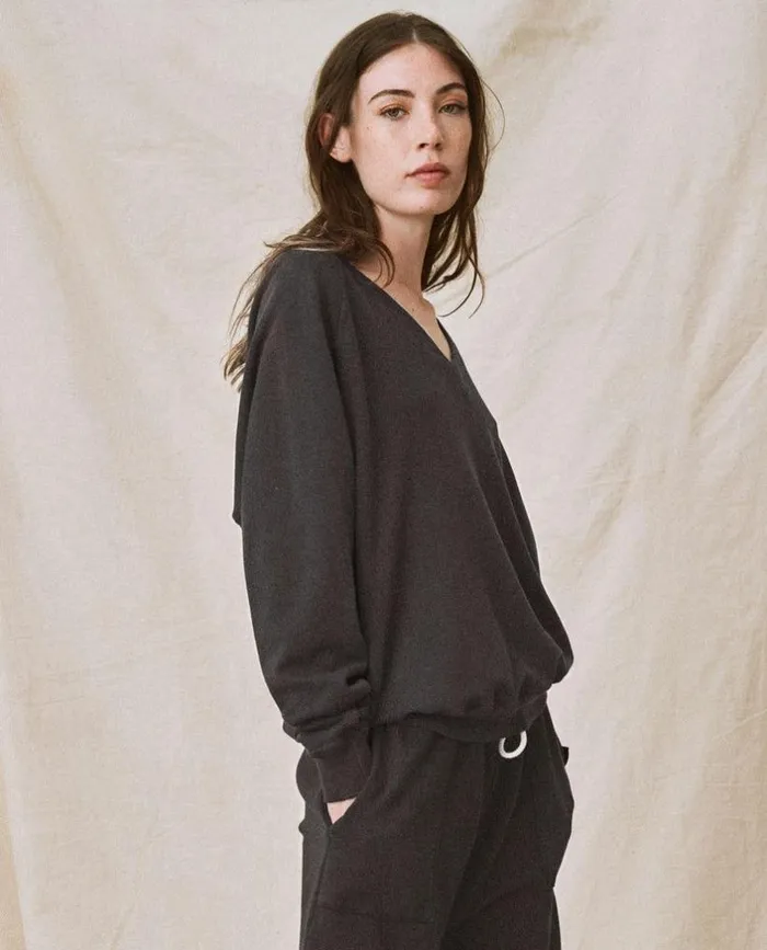 Tees and Sweats The Great The VNeck Sweatshirt Washed Black