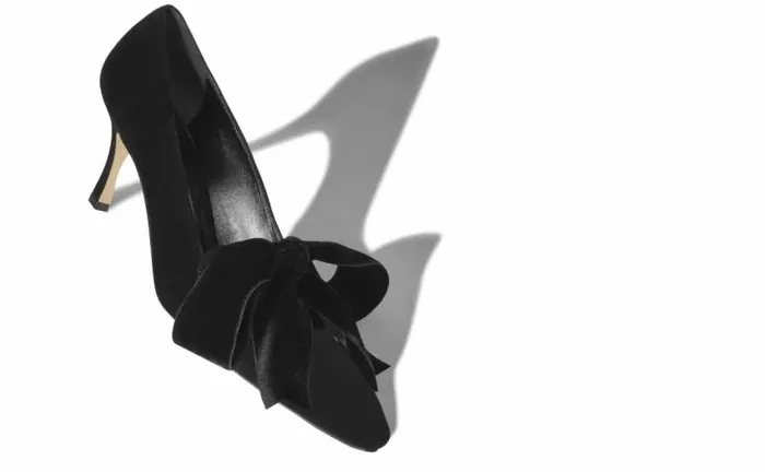 Women Black Suede And Velvet Bow Detail Pumps Manolo Blahnik Pumps