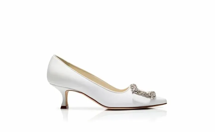 Women Cream Crepe De Chine Buckle Detail Pumps Manolo Blahnik Pumps