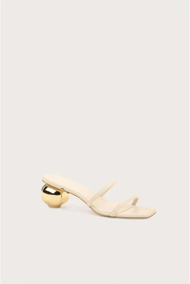 Women Cult Gaia Sandals LEORA SANDAL 8211 OFF WHITE