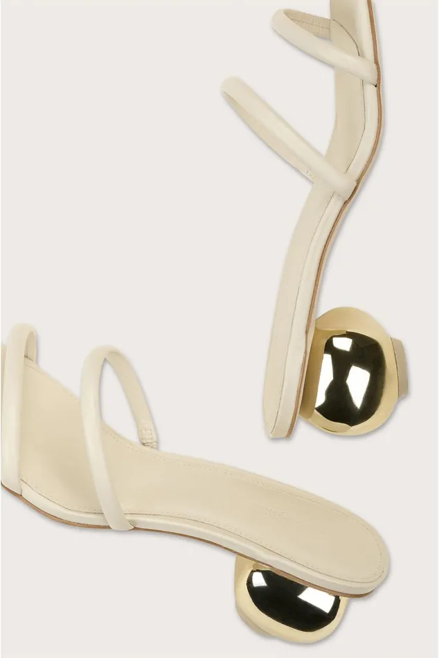 Women Cult Gaia Sandals LEORA SANDAL 8211 OFF WHITE