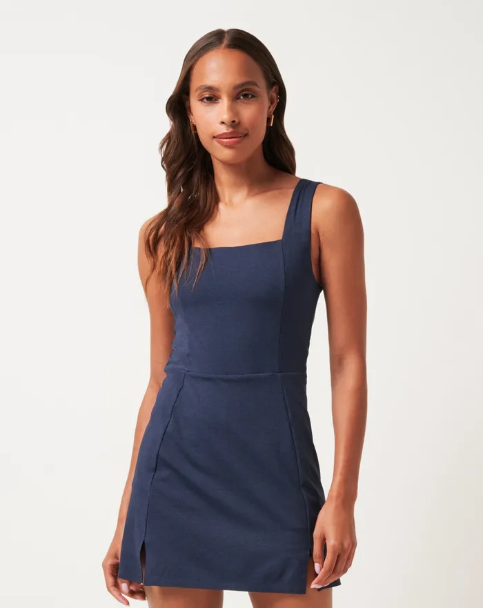 Women Dresses TravisMathew MOVEKNIT SLEEVELESS DRESS Heather Navy Blazer