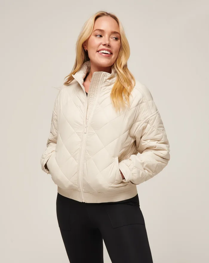 Women Jackets TravisMathew LIGHTS AT NIGHT QUILTED JACKET Pumice Stone