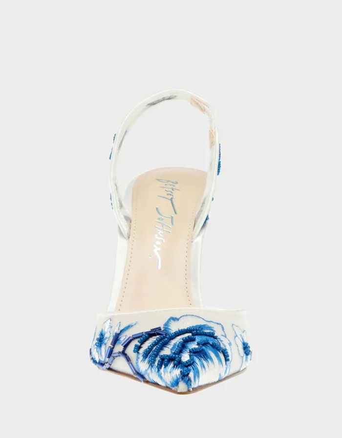 Women PATCH BLUE FLORAL Betsey Johnson