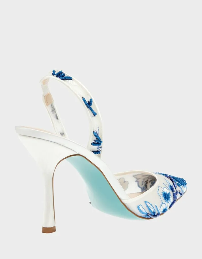 Women PATCH BLUE FLORAL Betsey Johnson