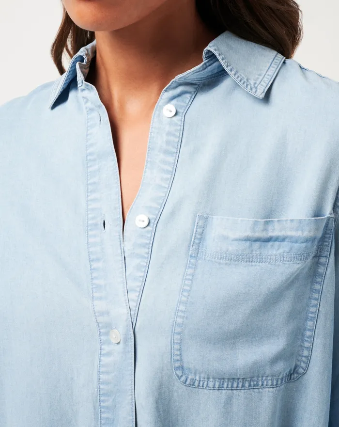Women Shirts and Tops TravisMathew CHAMBRAY BUTTON DOWN LONG SLEEVE Light Wash Women Shirts and Tops TravisMathew CHAMBRAY BUTTON DOWN LONG SLEEVE Light Wash