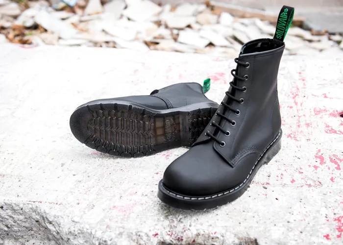 Women Solovair Derby Boots Black Greasy 8 Eye Derby Boot