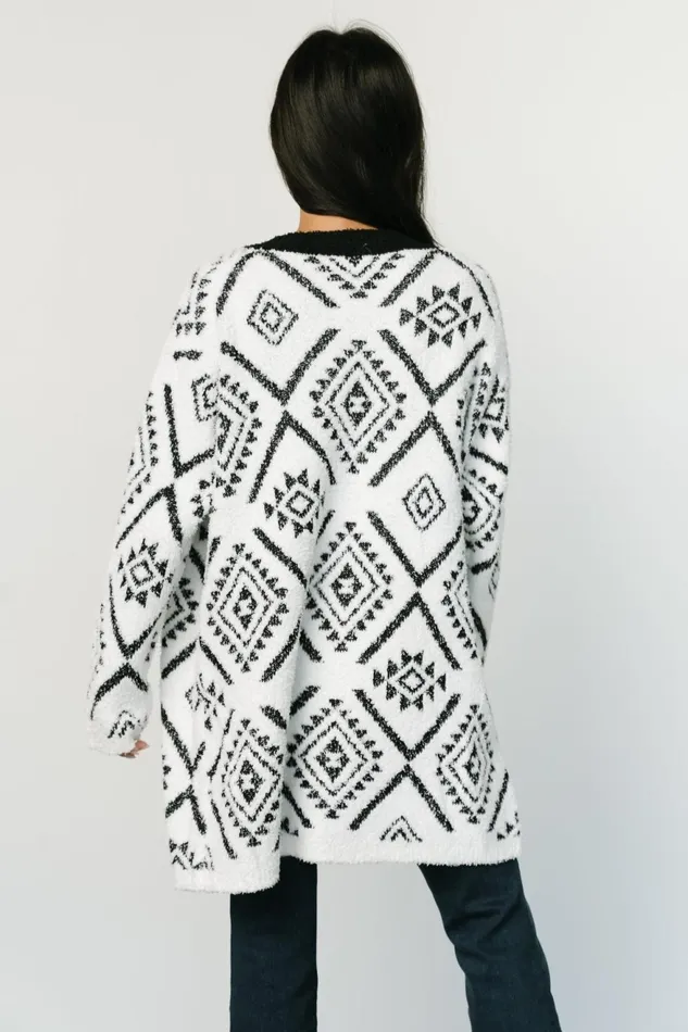 Women Sweaters Baltic Born Jay Oversized Cardigan White Black Women Sweaters Baltic Born Jay Oversized Cardigan White Black