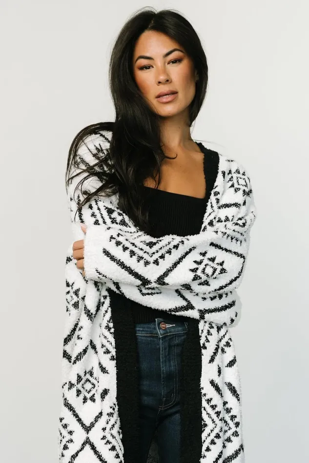 Women Sweaters Baltic Born Jay Oversized Cardigan White Black Women Sweaters Baltic Born Jay Oversized Cardigan White Black