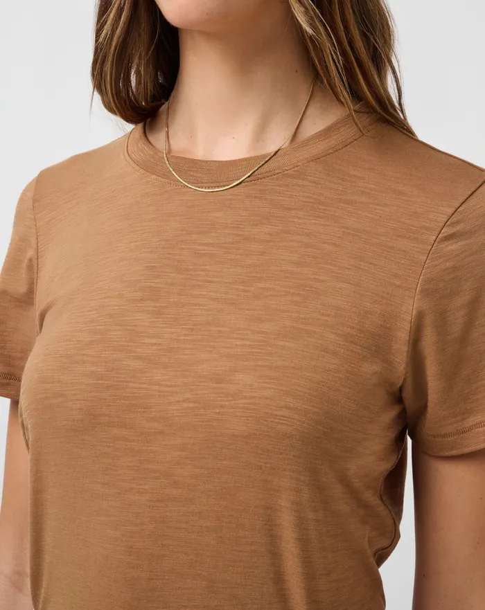 Women Tees TravisMathew CLOUD JERSEY TEE Chestnut