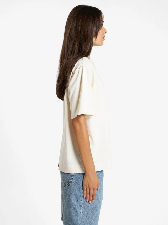 Womens Come Enjoy Reality Box Tee Heritage White Thrills Tops and Tees