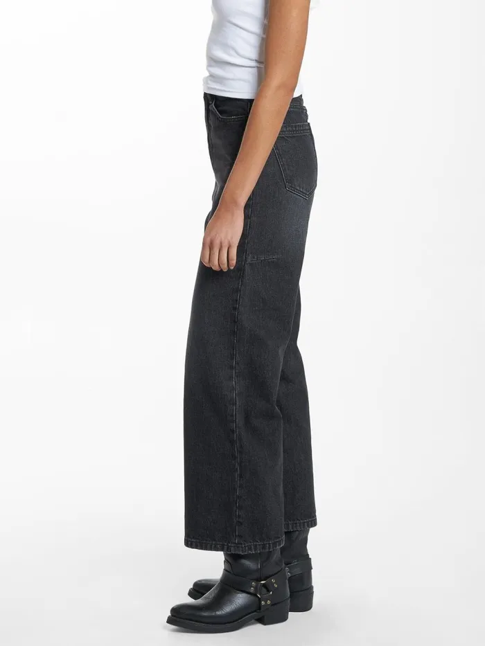 Womens Holly Jean Smoke Black Thrills High Waisted Jeans